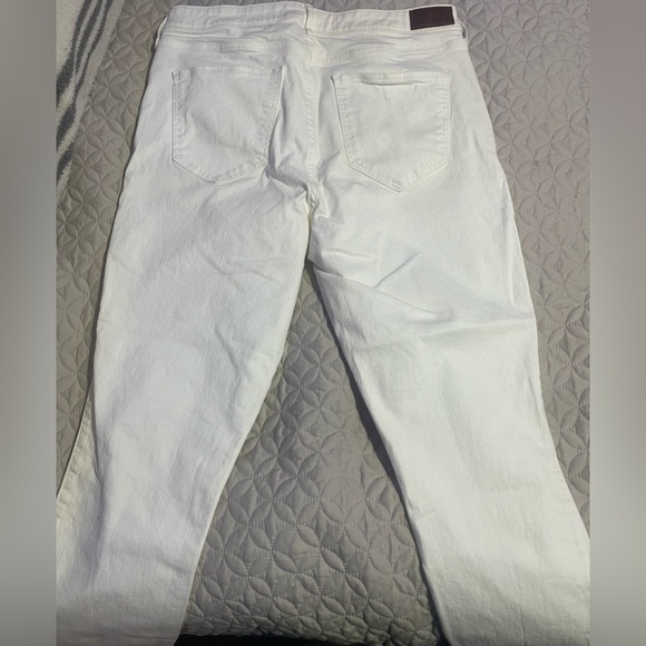 Hollister jeans - Picture 3 of 3